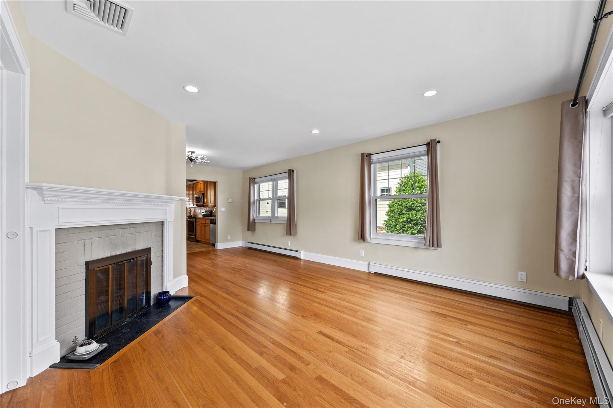 15 Pershing Avenue — photo 5