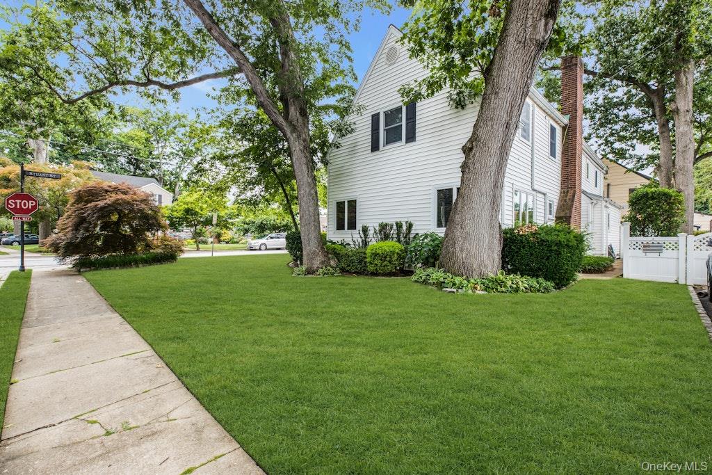 128 Stuart Street — photo 33