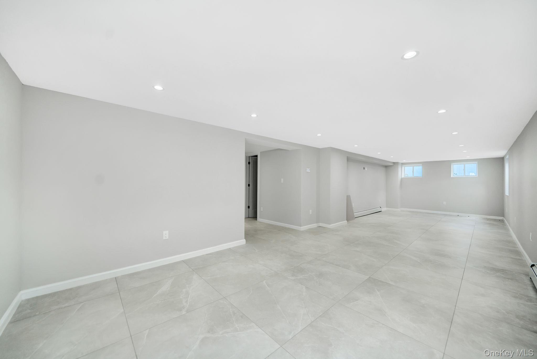 748 Carman Avenue — photo 43