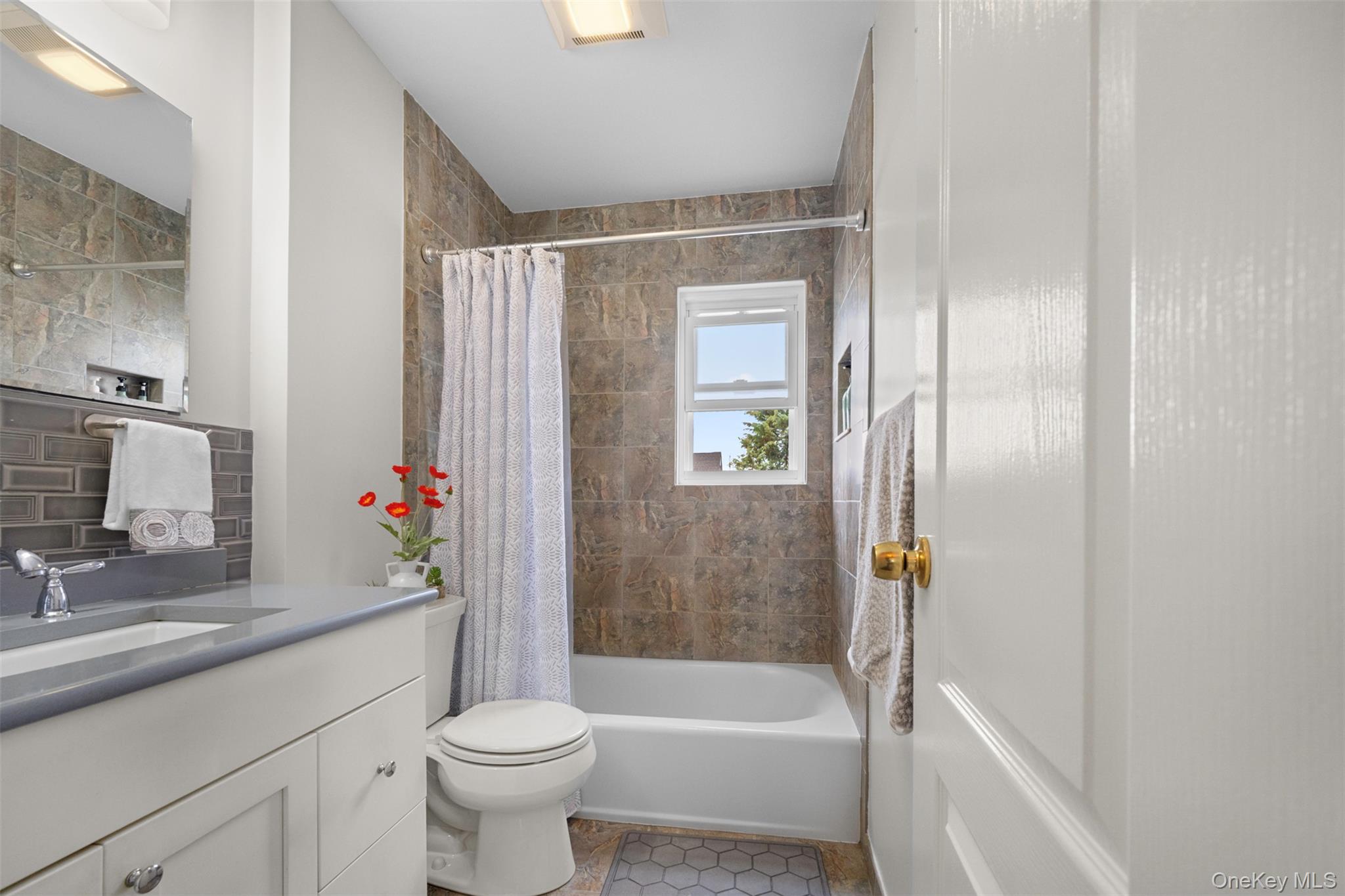 40 Martha Street — photo 11