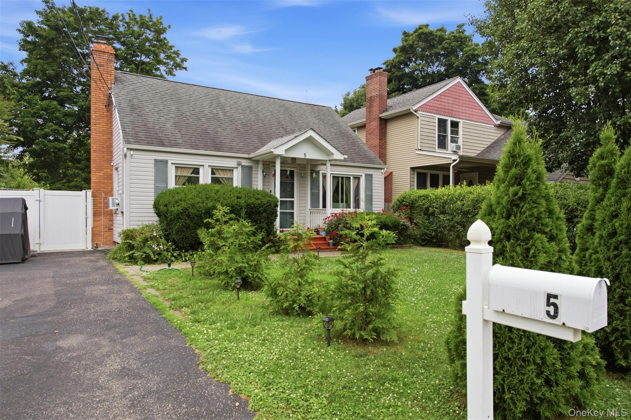5 Putnam Place — photo 2