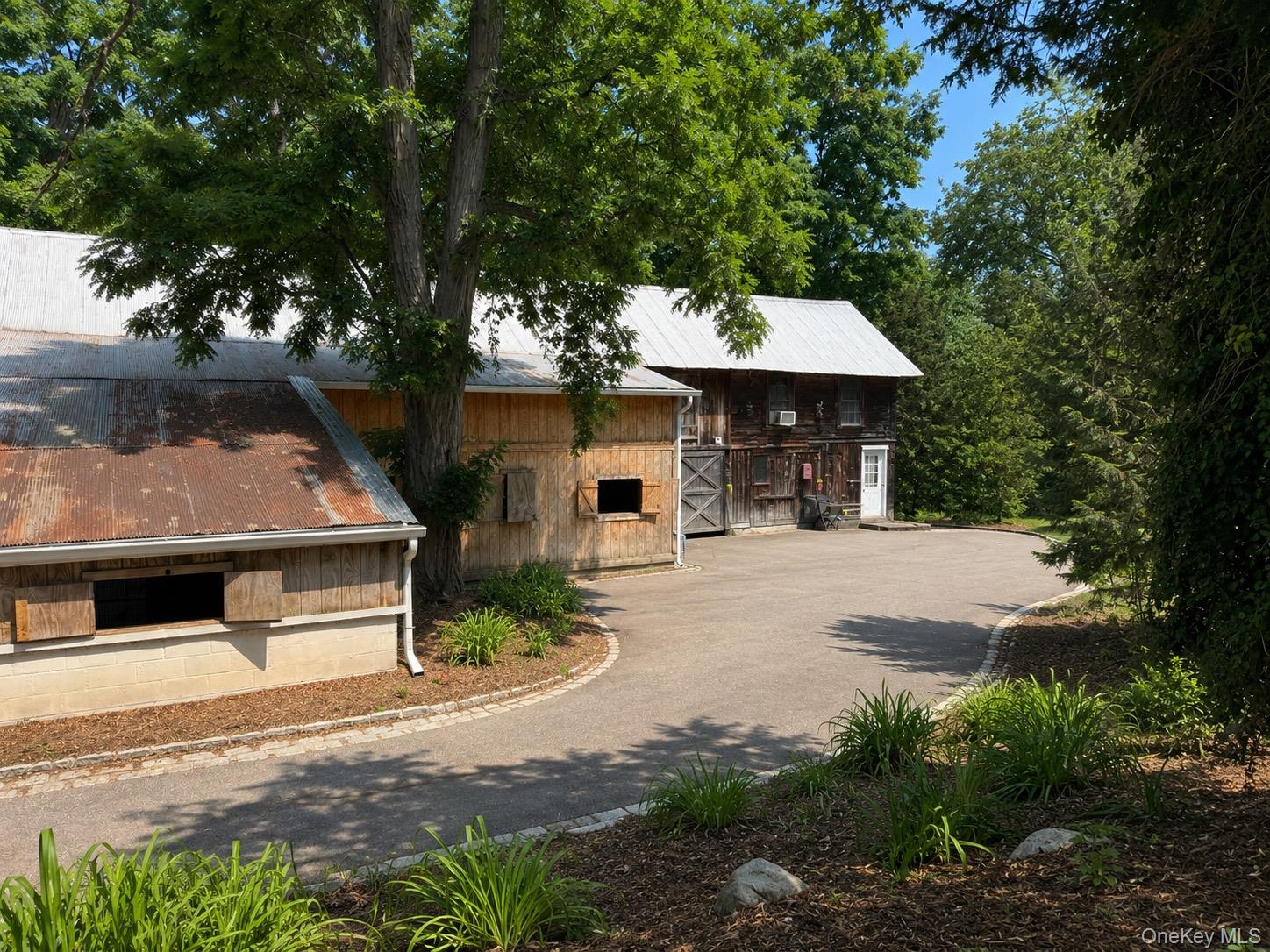 386 Bread And Cheese Hollow Road — photo 3