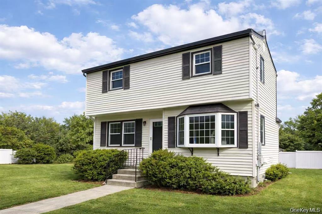 187 Horseblock Road