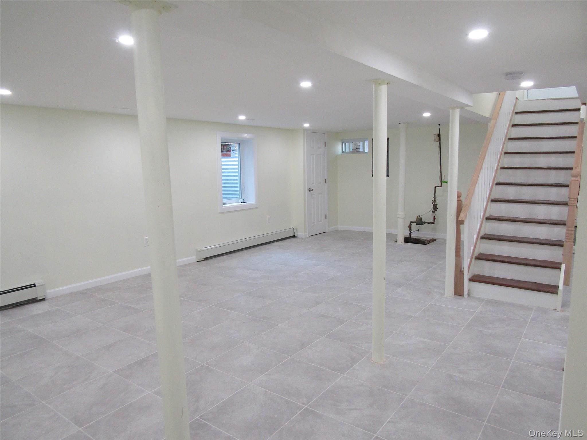 258 Brown Avenue — photo 19
