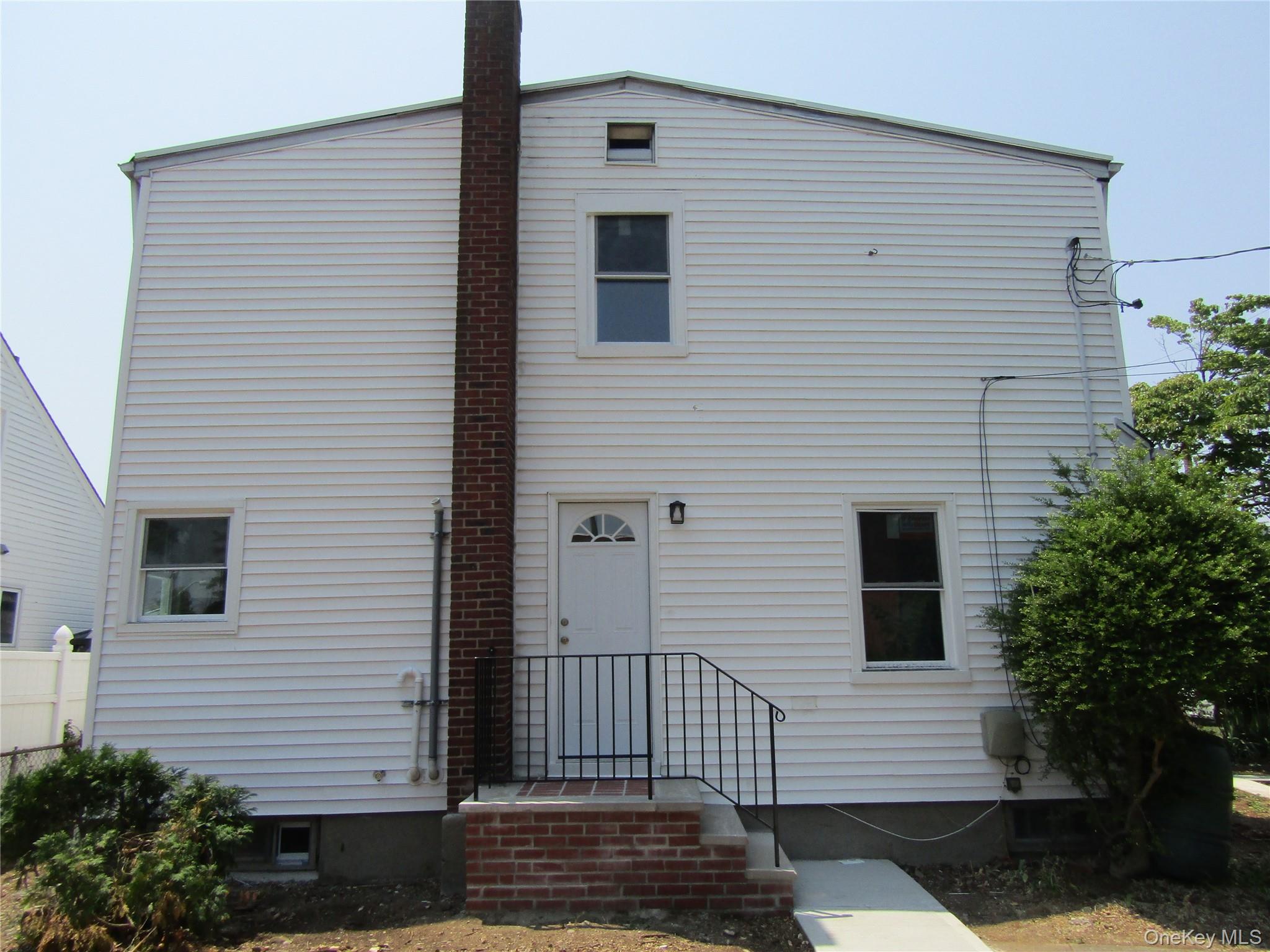 258 Brown Avenue — photo 23