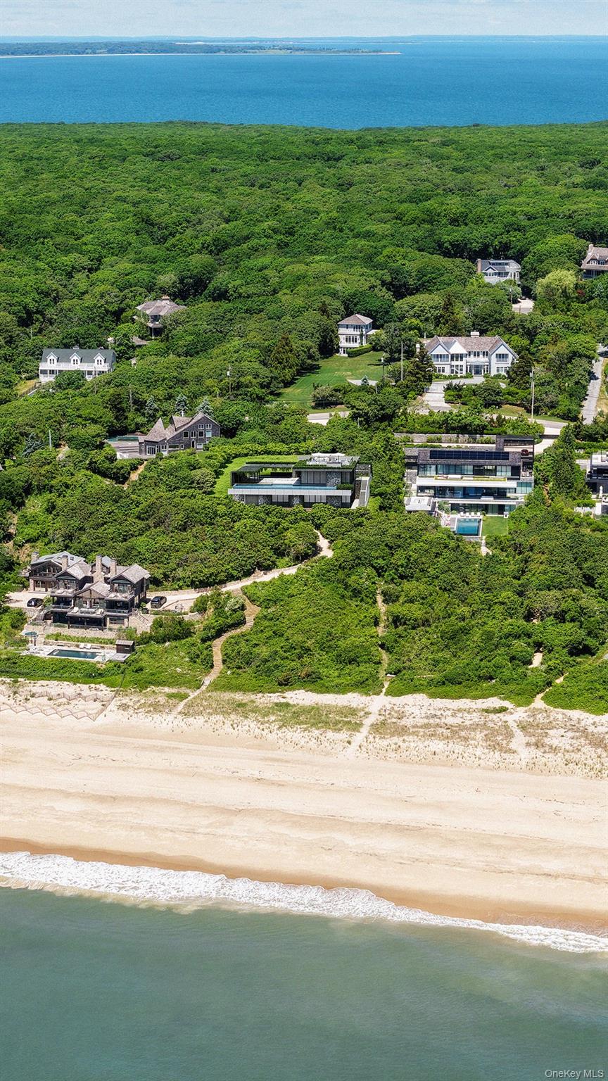 250 Old  Montauk Highway — photo 11