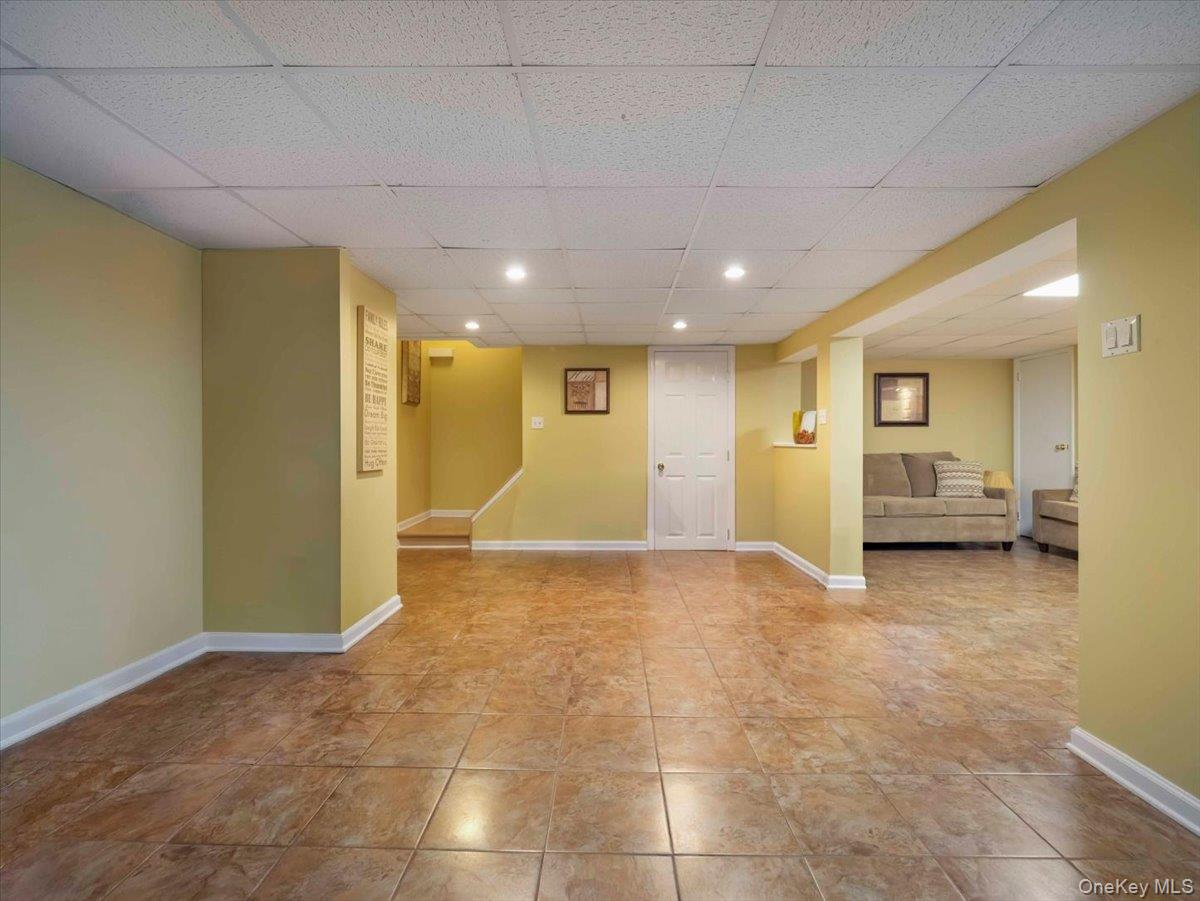 10 Burham Drive — photo 26