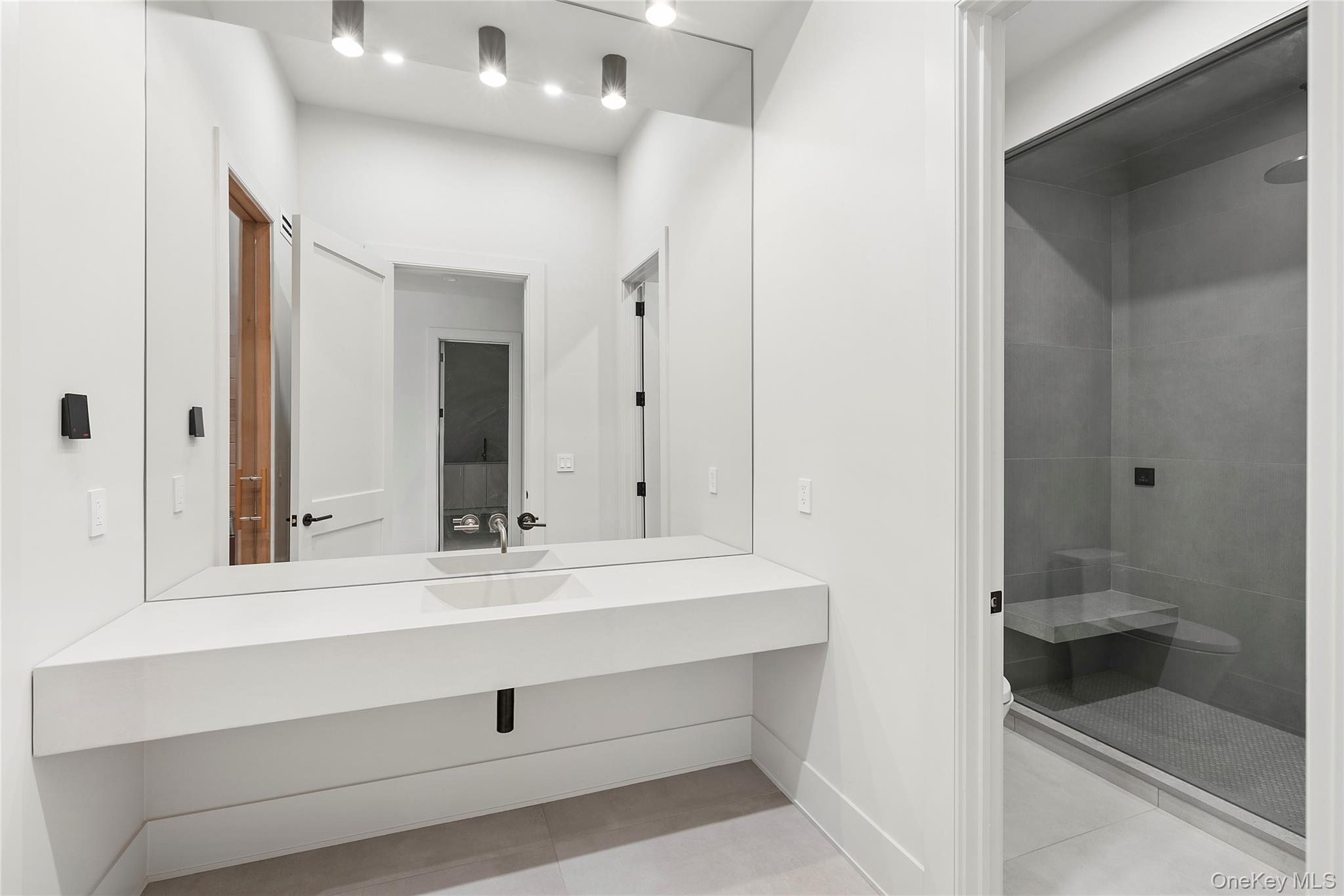 120 Halsey Lane — photo 29