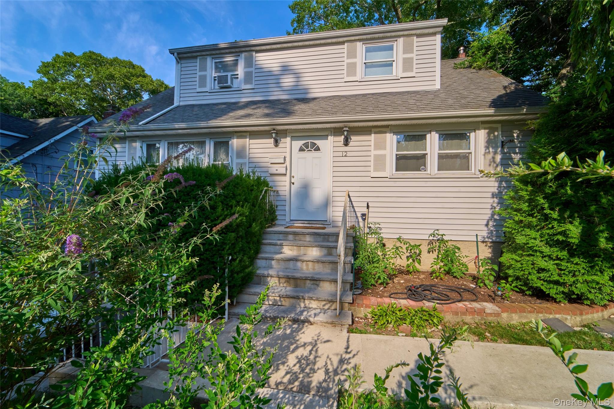 12 Goeller Avenue, Huntington Station