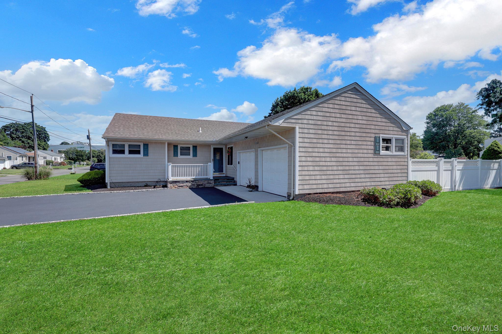 12 Bainbridge Avenue — photo 3