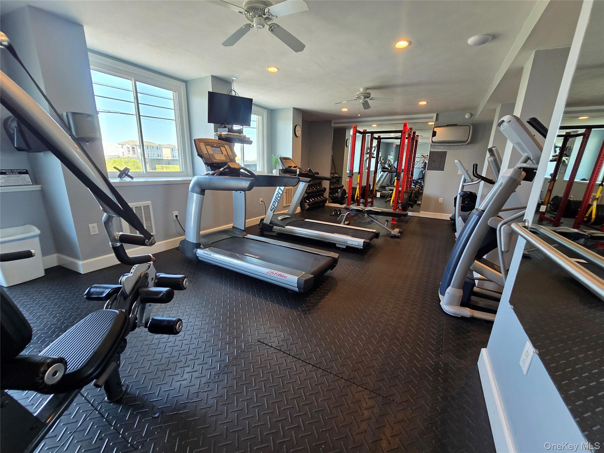 585 Dune Road #L10 — photo 11