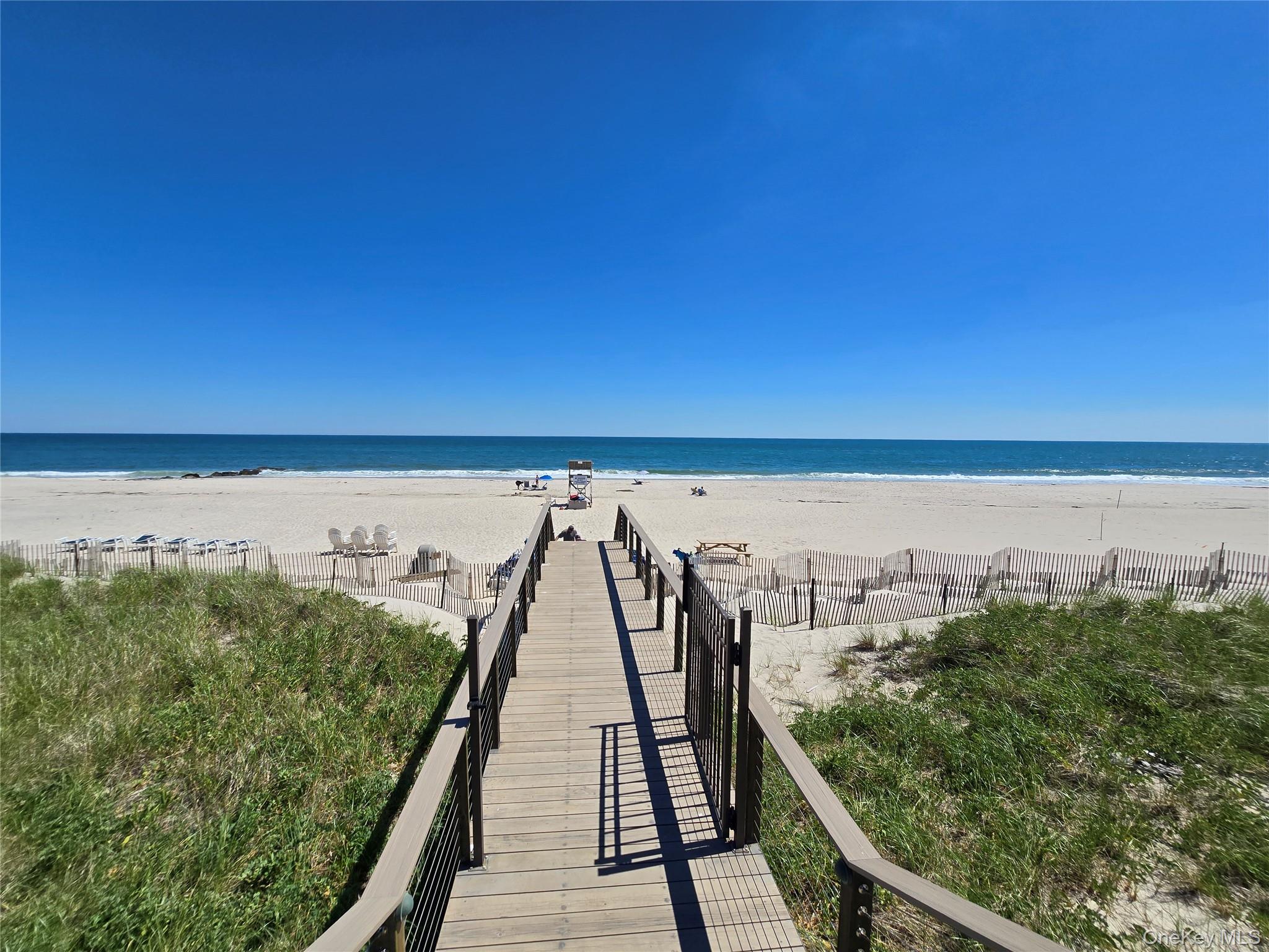 585 Dune Road #L10, Westhampton