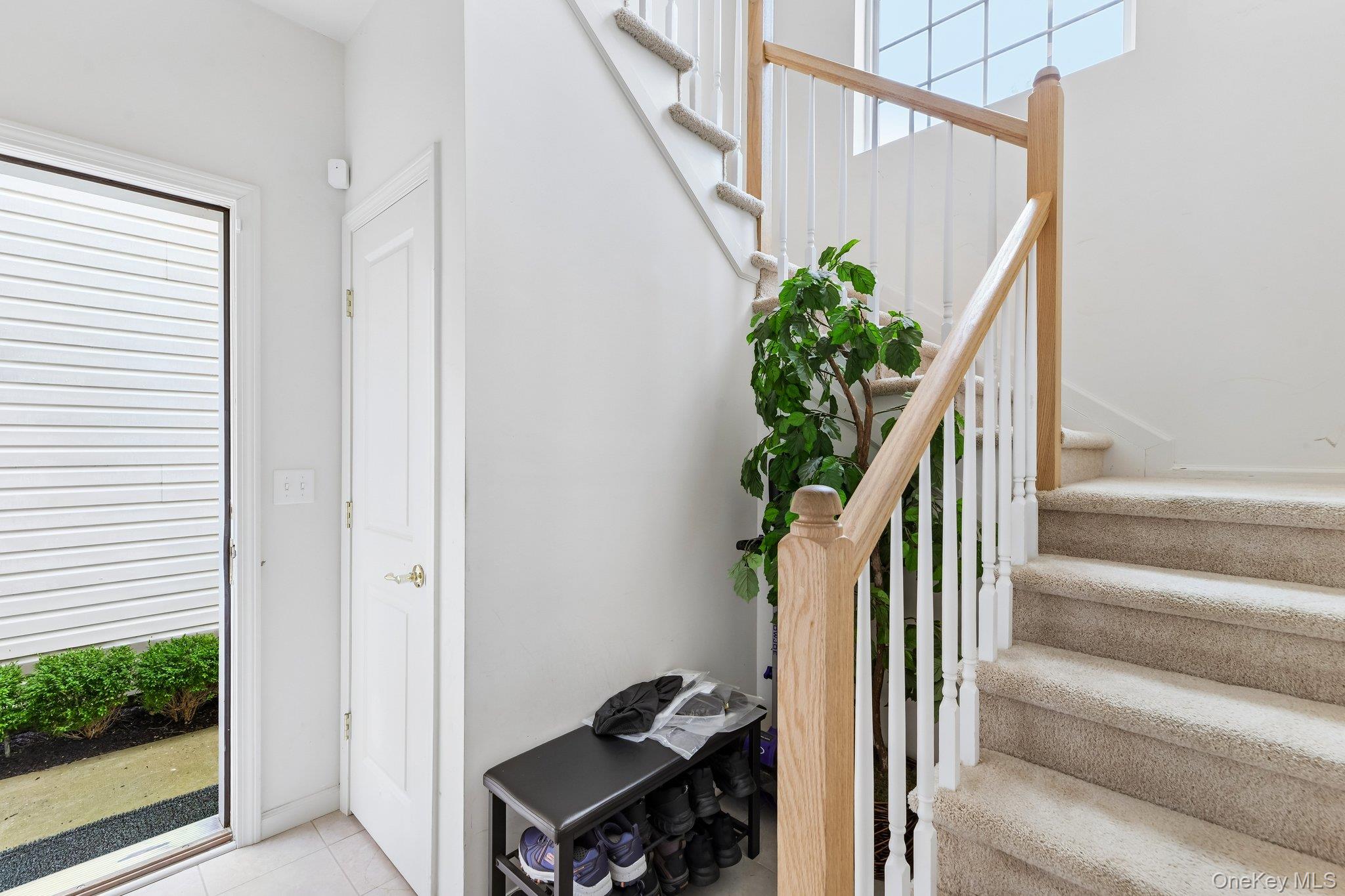 33 Greentree Court — photo 24