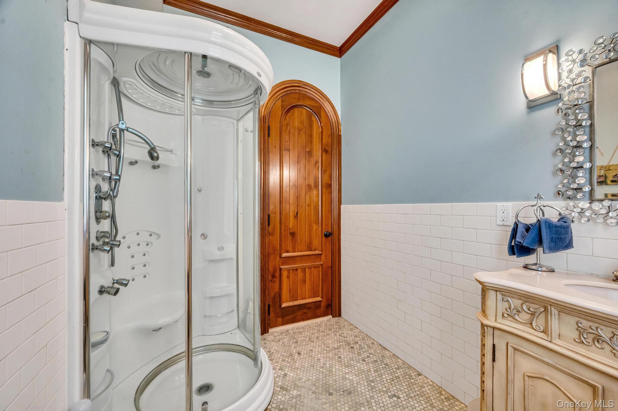 250 Oyster Bay Road — photo 24