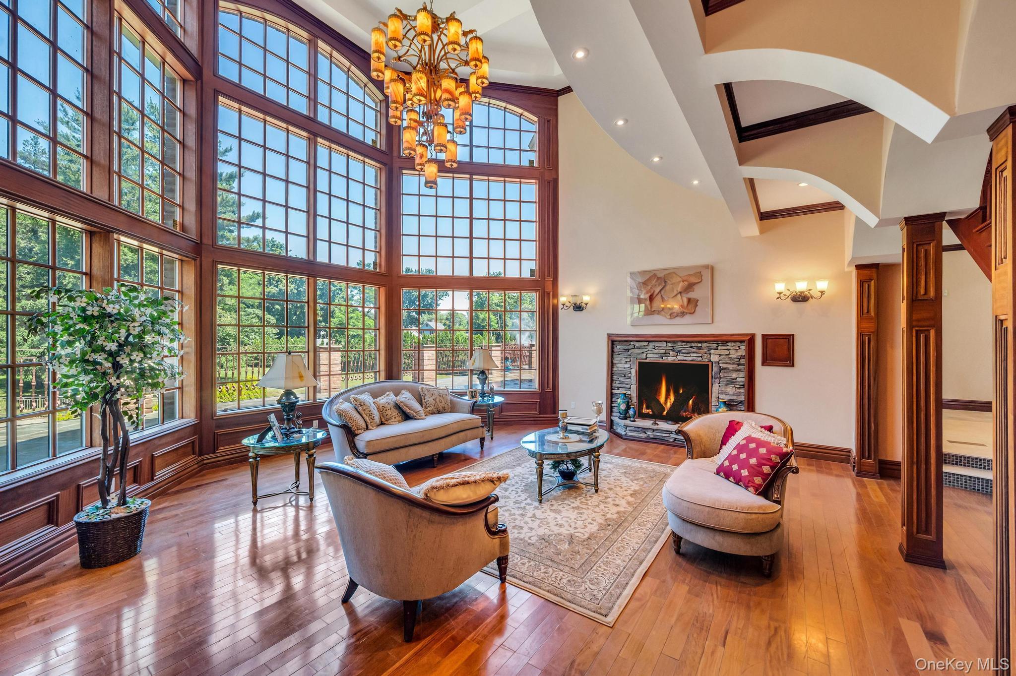 250 Oyster Bay Road — photo 10