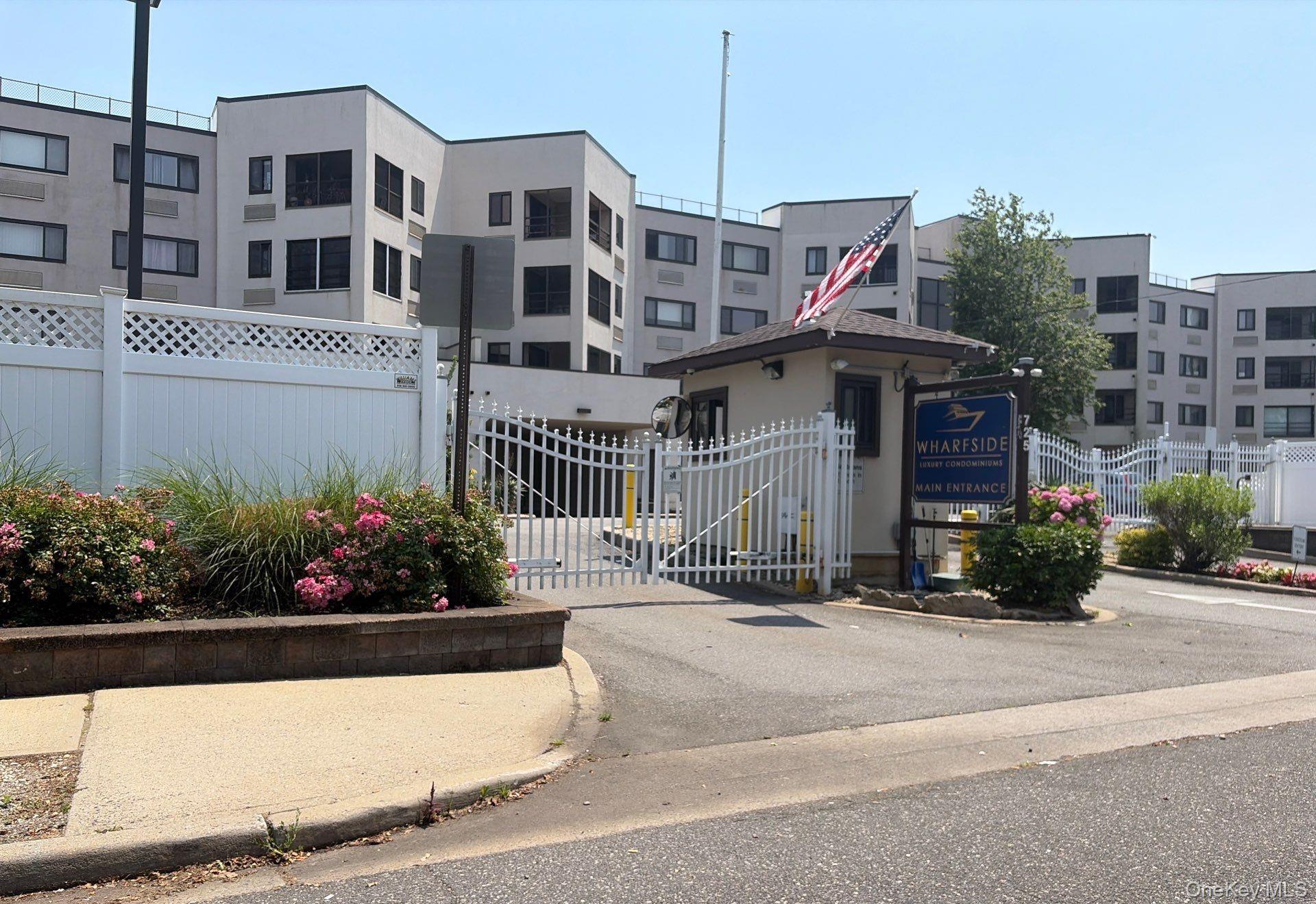725 Miller Avenue #238, Freeport