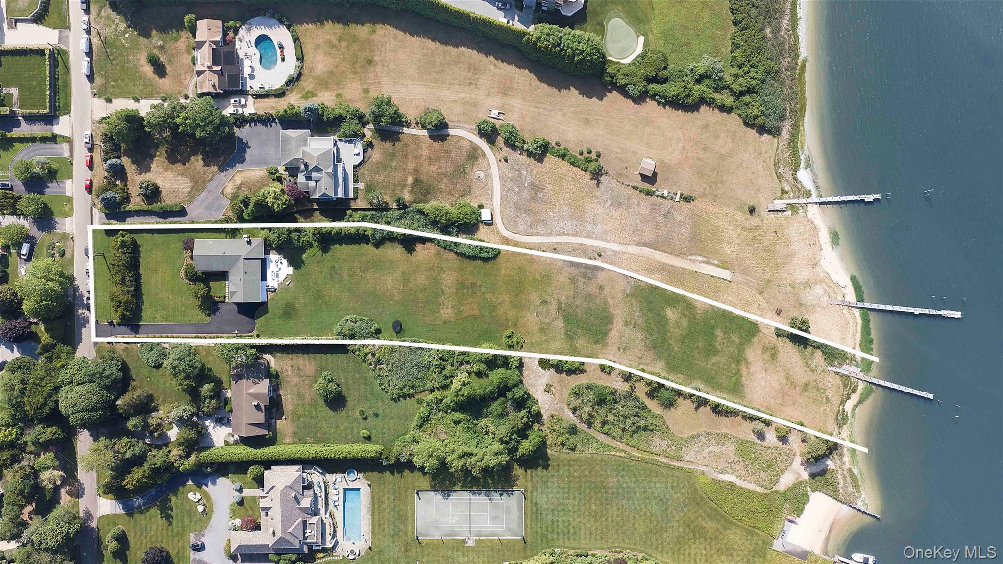 50 Sunset Avenue — photo 32