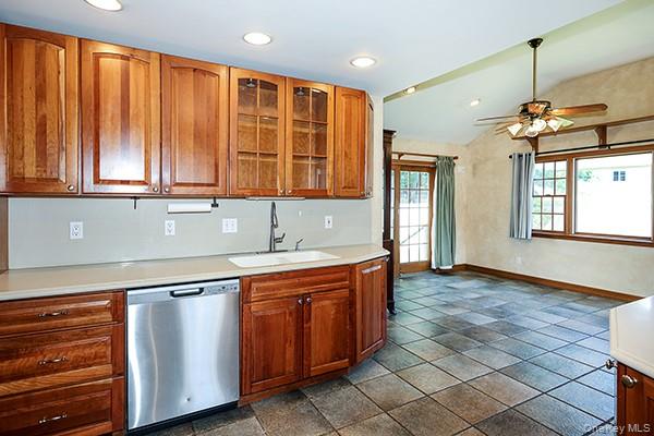 219 Lindbergh Street — photo 12