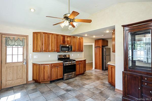 219 Lindbergh Street — photo 15