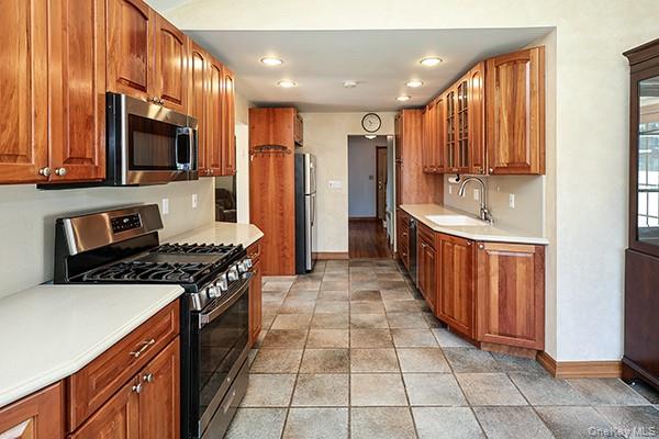 219 Lindbergh Street — photo 10
