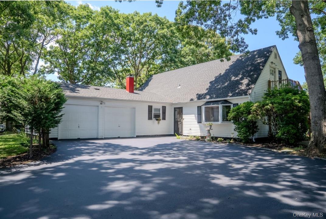 41 Fig Street, Central Islip