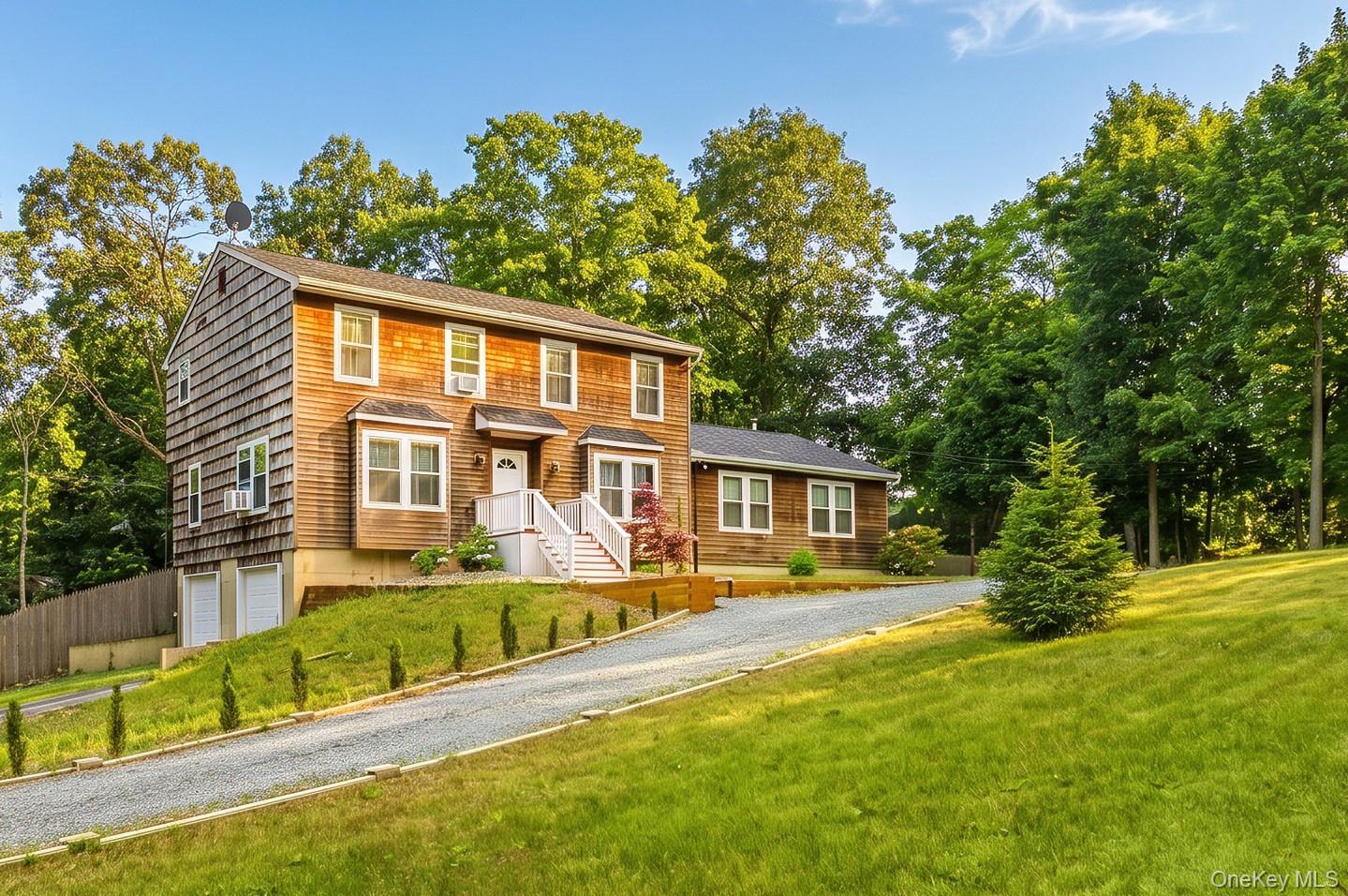 370 Country Road, Brookhaven
