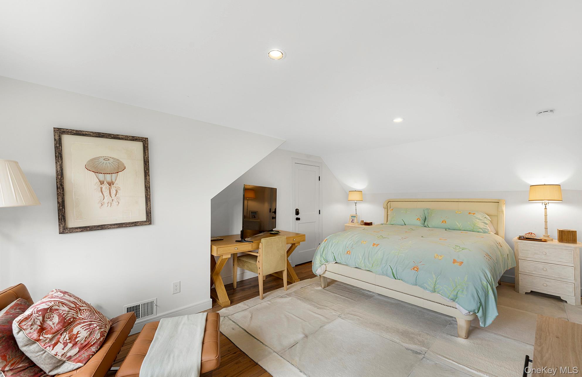 770 Hill Street — photo 21