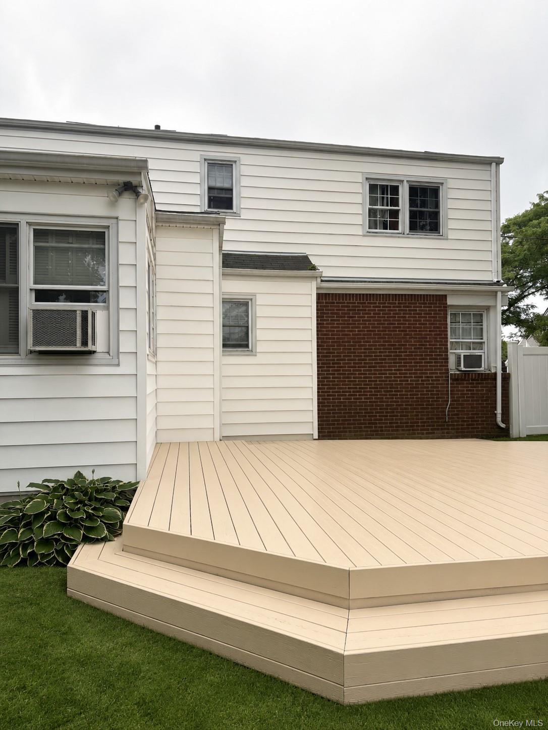 61 Gateway — photo 14
