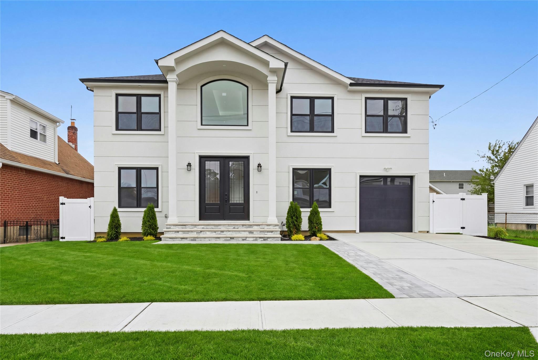 1104 Washington Avenue, Westbury