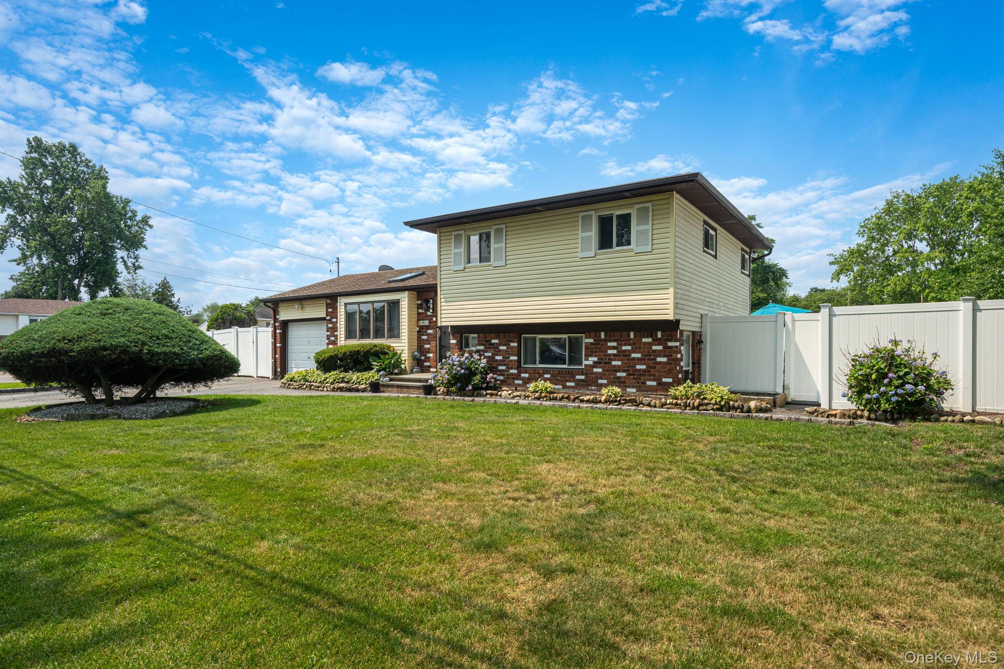 336 23rd Street, Deer Park