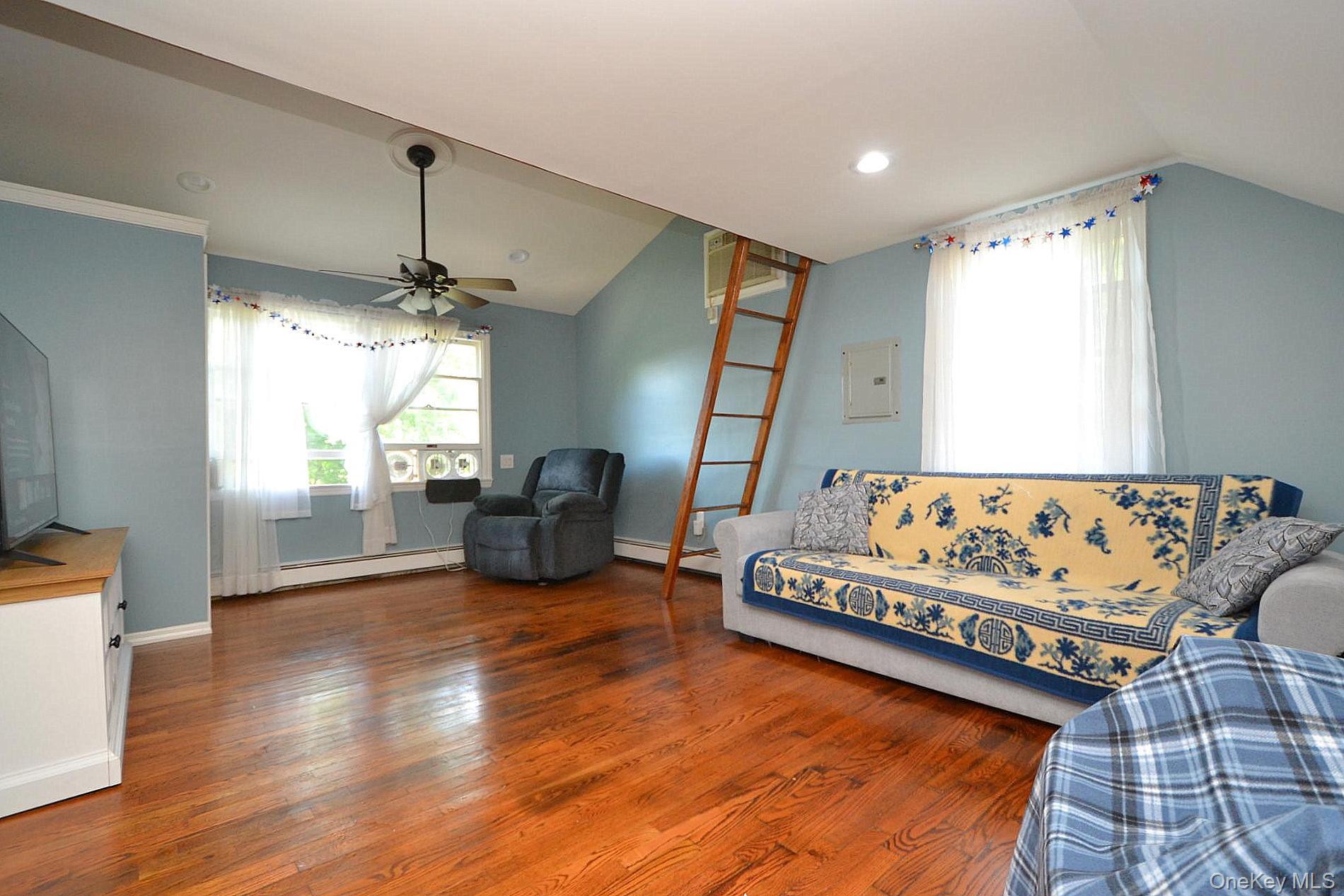 82 Stahley Street — photo 16