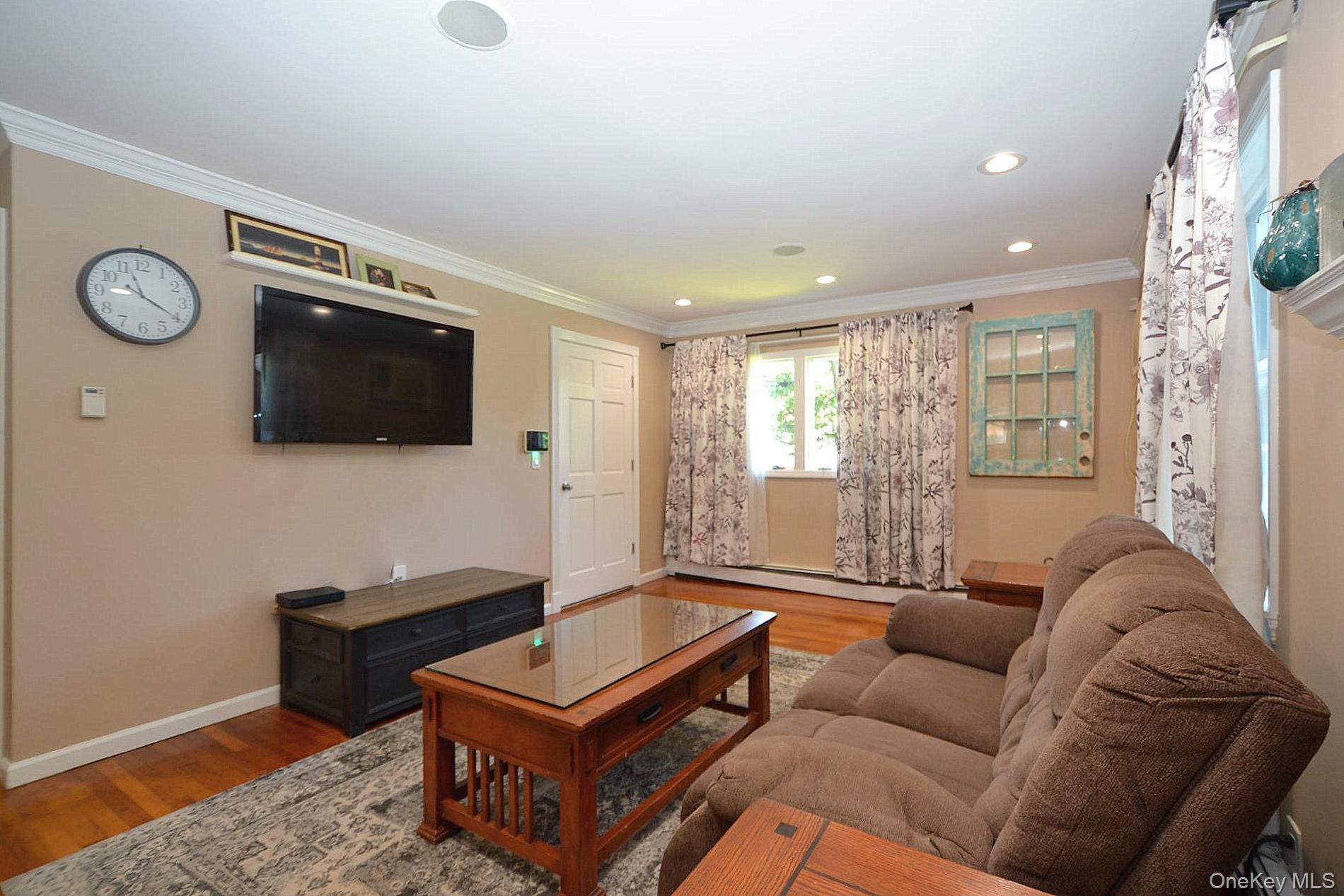 82 Stahley Street — photo 5