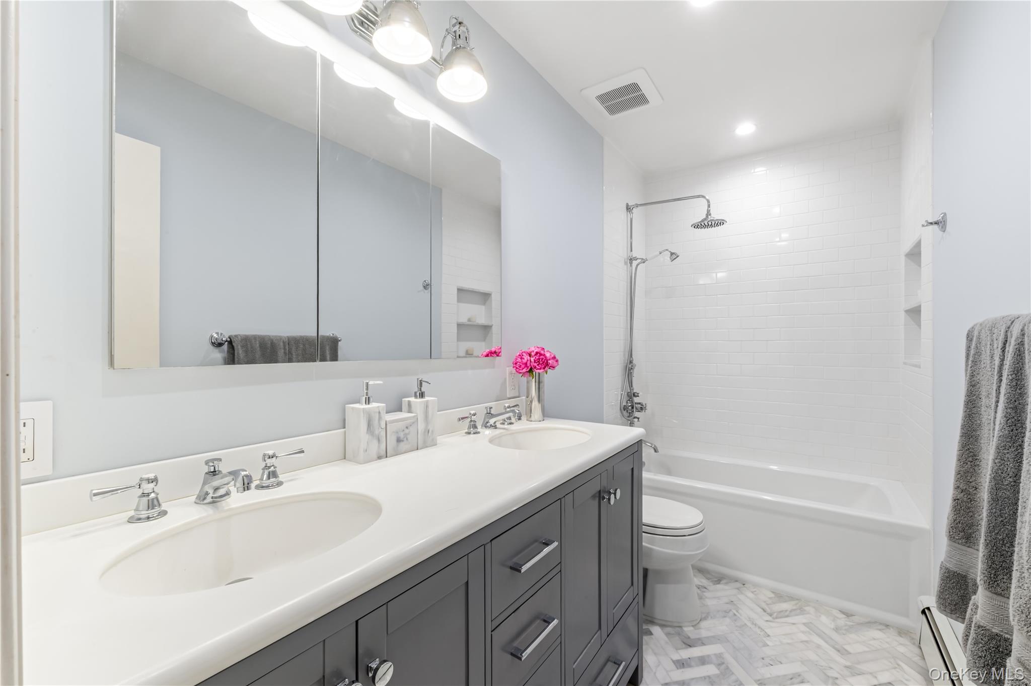 22 Delaware Avenue — photo 16