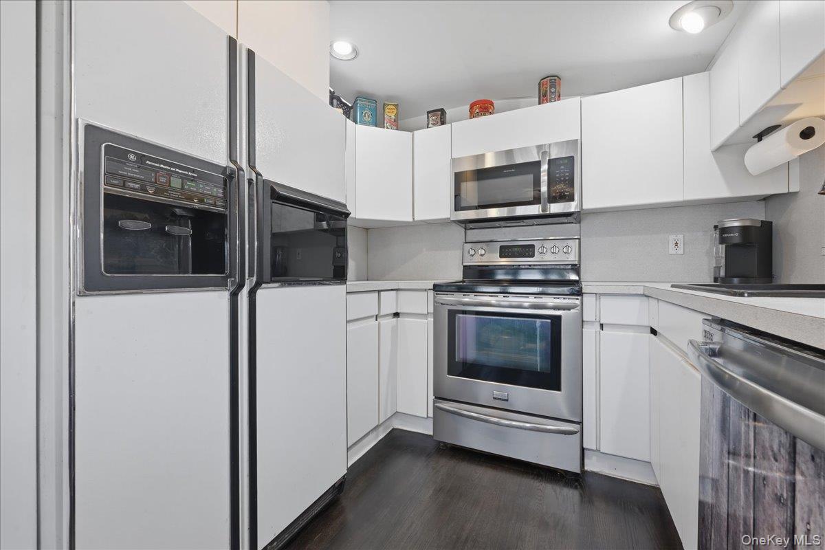 62 Linden Boulevard — photo 11
