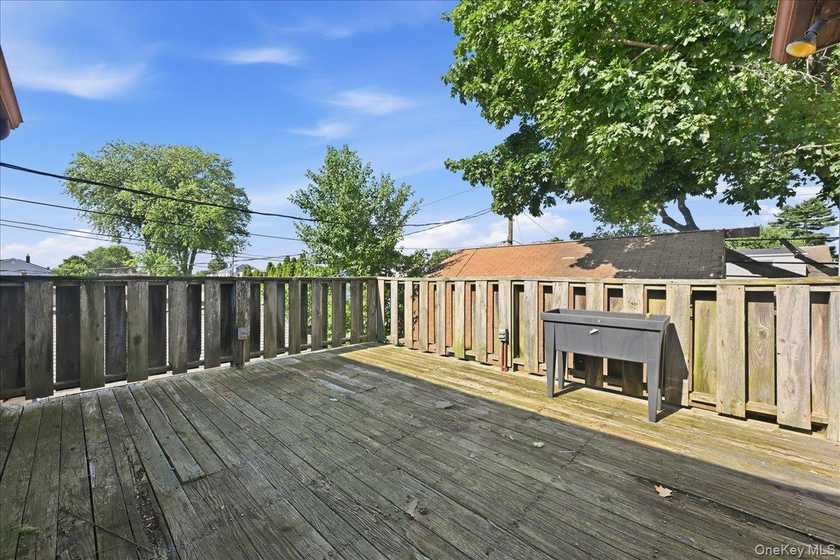 62 Linden Boulevard — photo 36