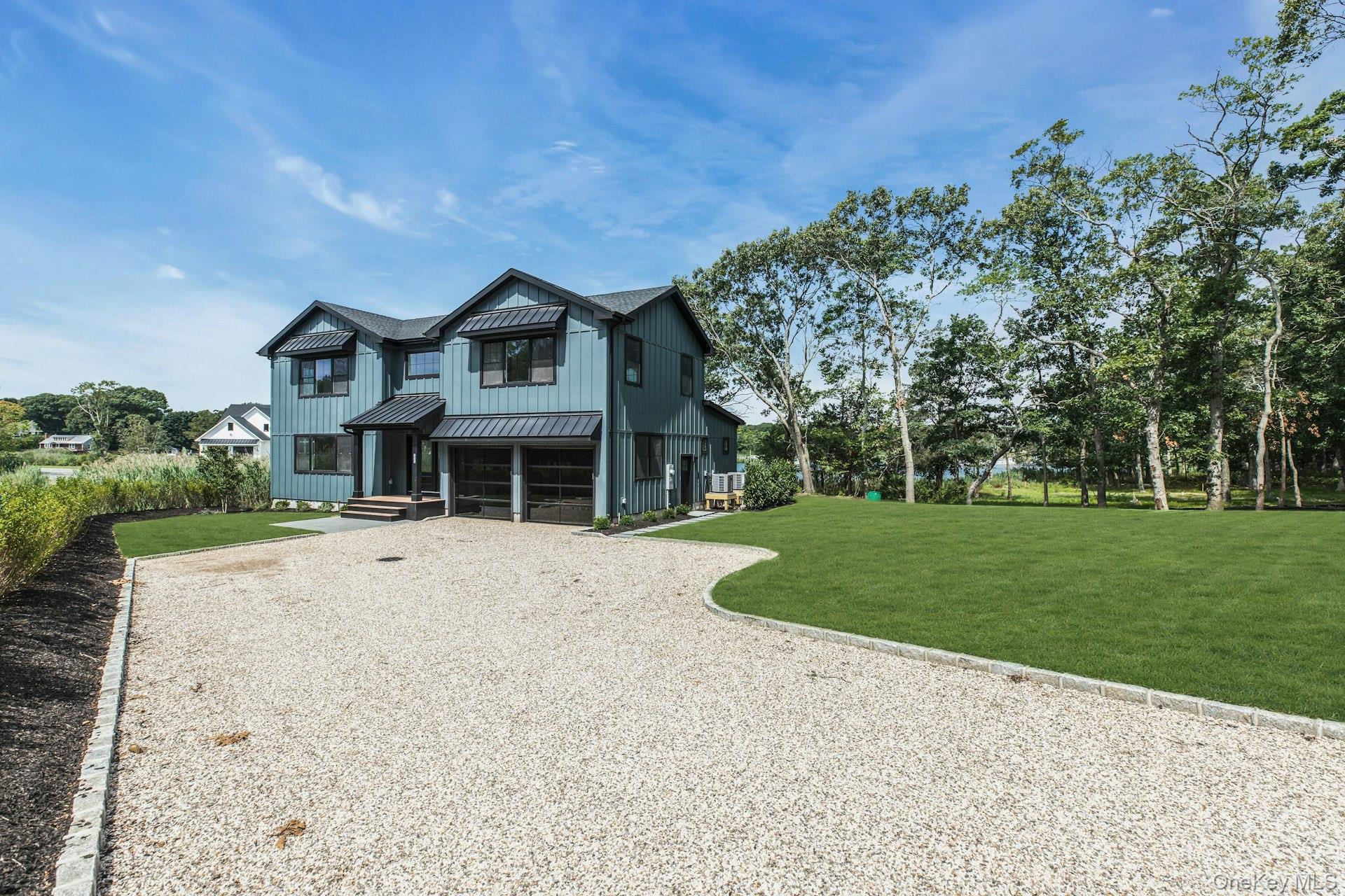 255 Peconic Bay Boulevard — photo 4