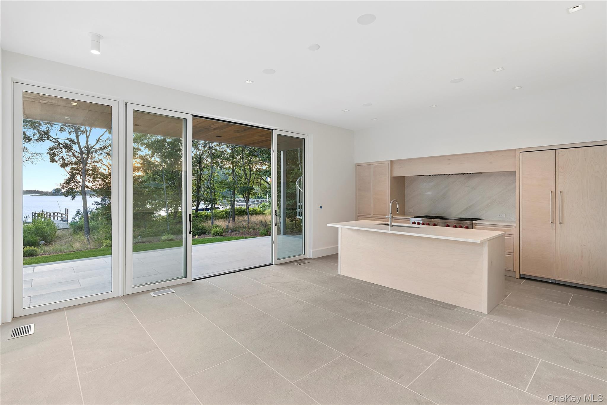 25 Bluff Point Road — photo 14