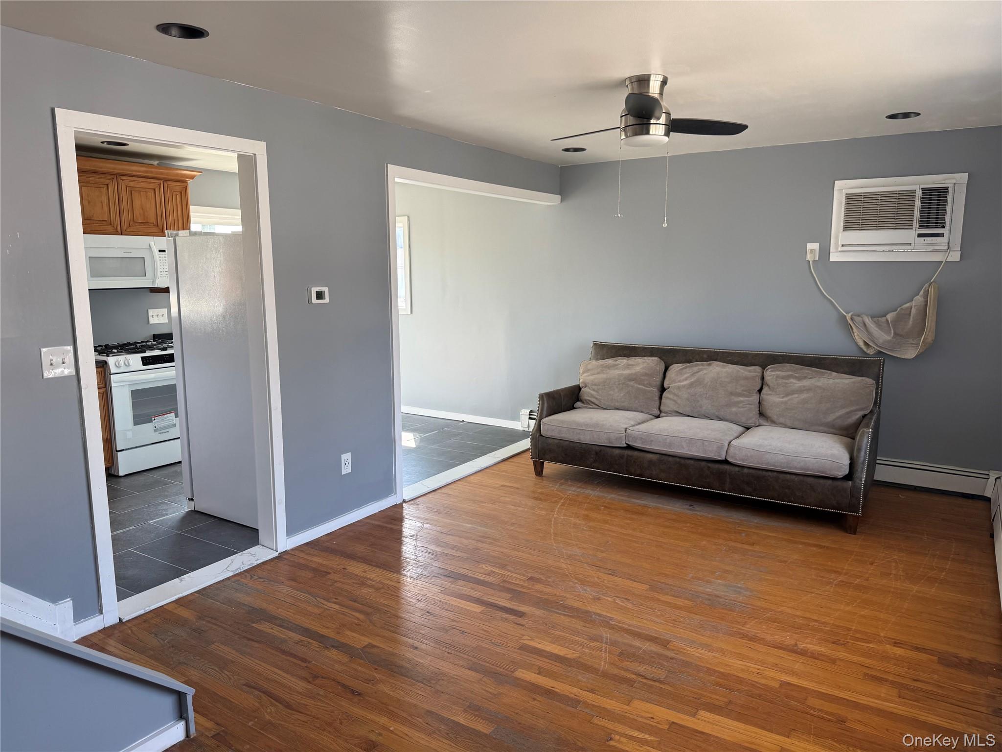 49 Noble Street — photo 4