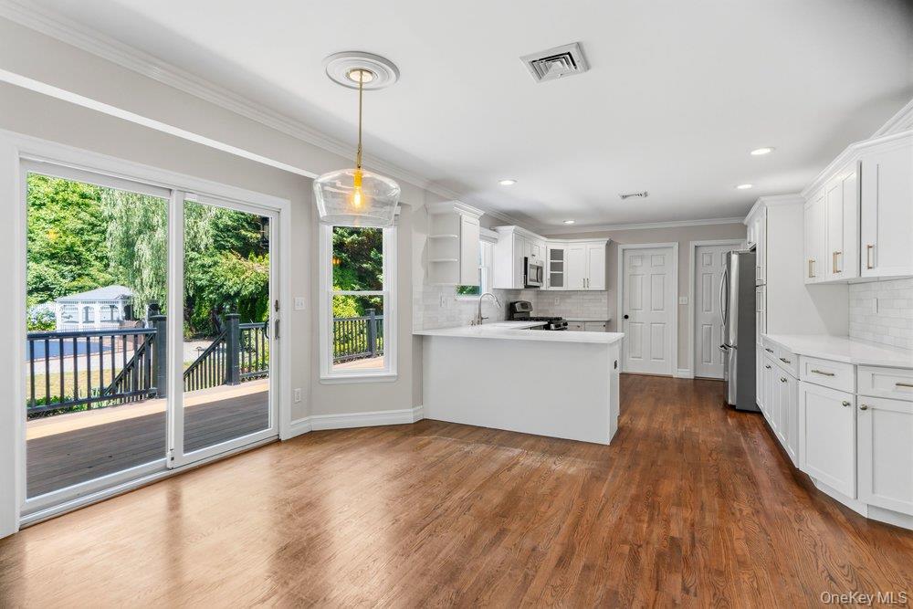 15 Victoria Court — photo 11