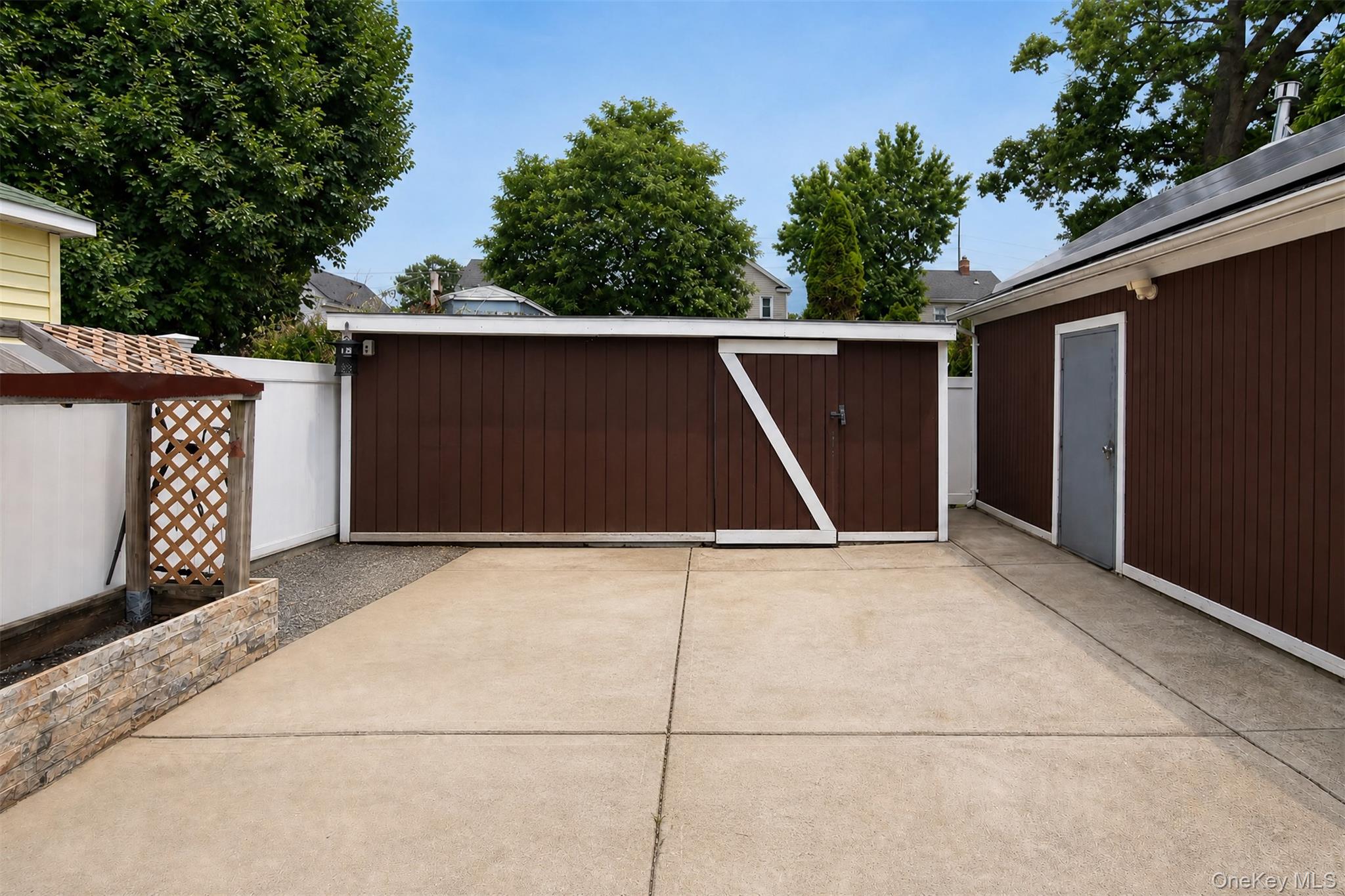 27 Avondale Street — photo 27
