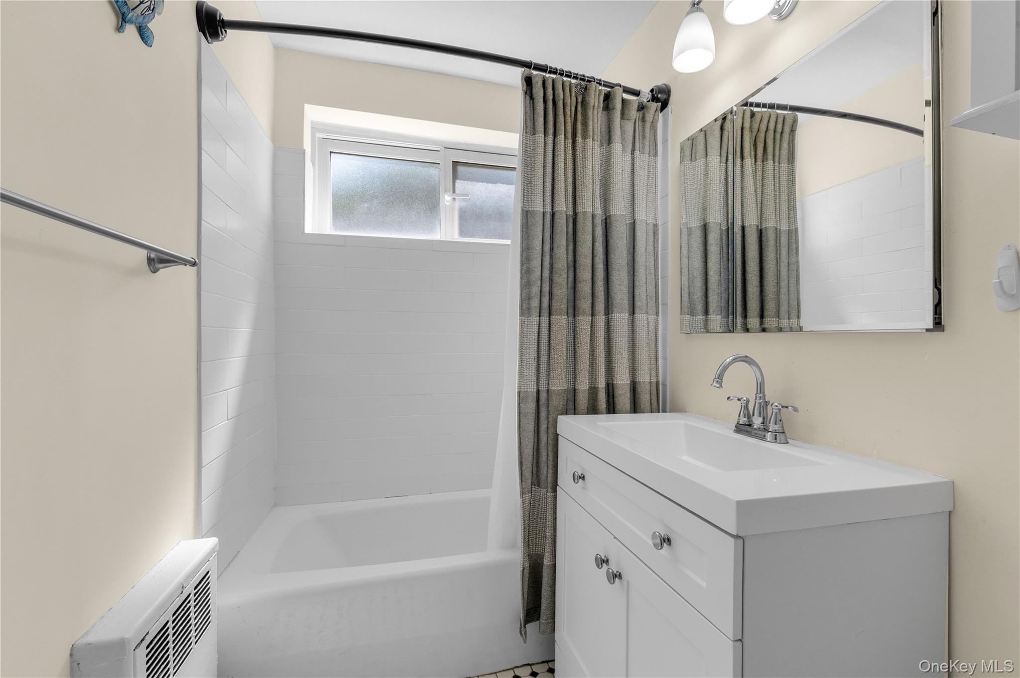 32 Pearsall Avenue #3F — photo 13