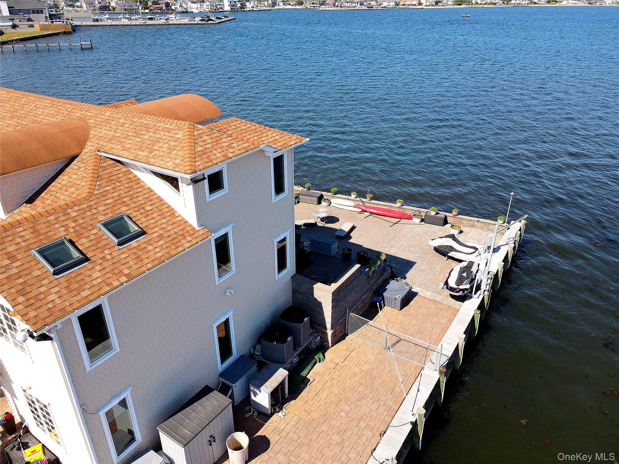75 Yacht Club Road — photo 4