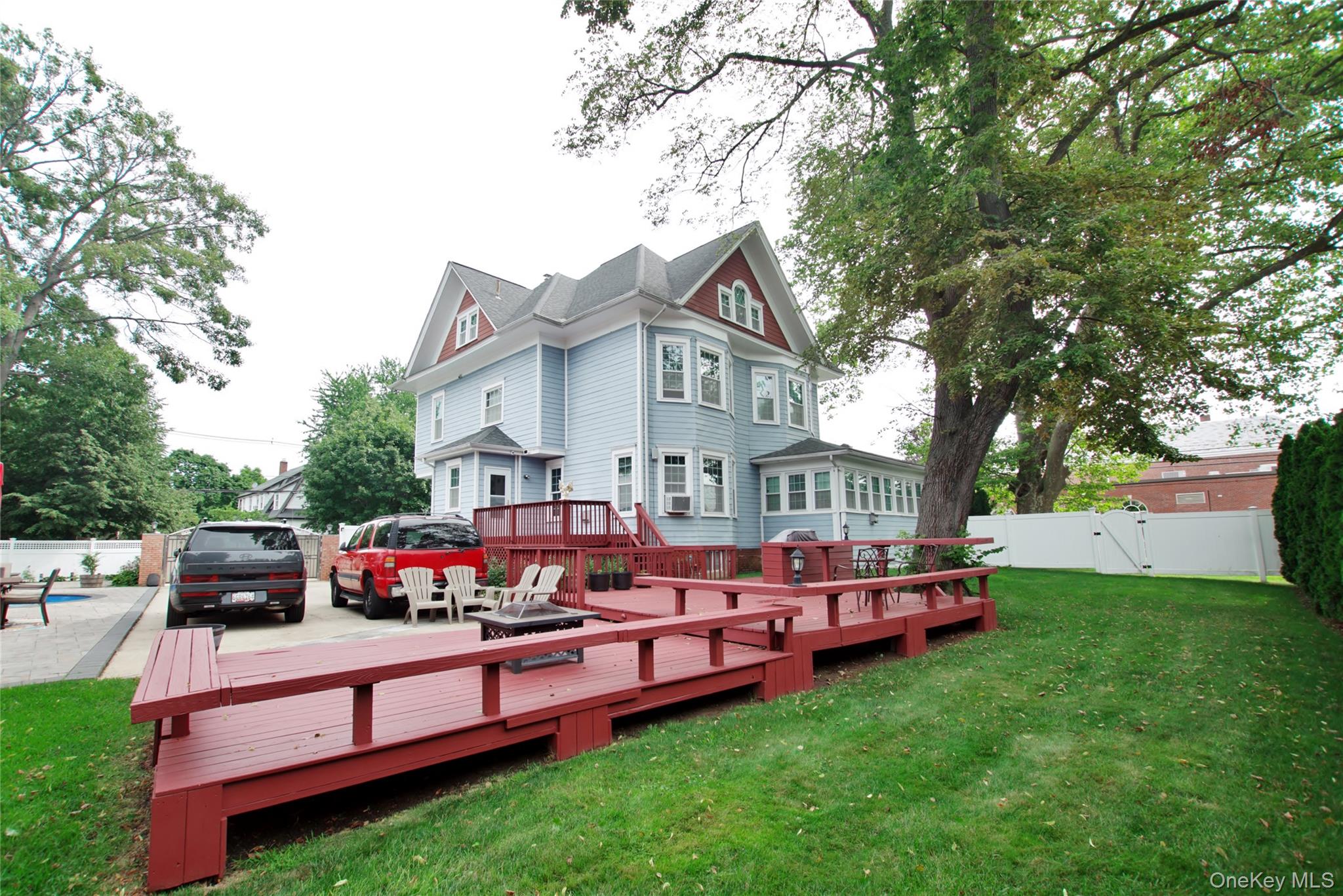 278 Long Beach Avenue — photo 40