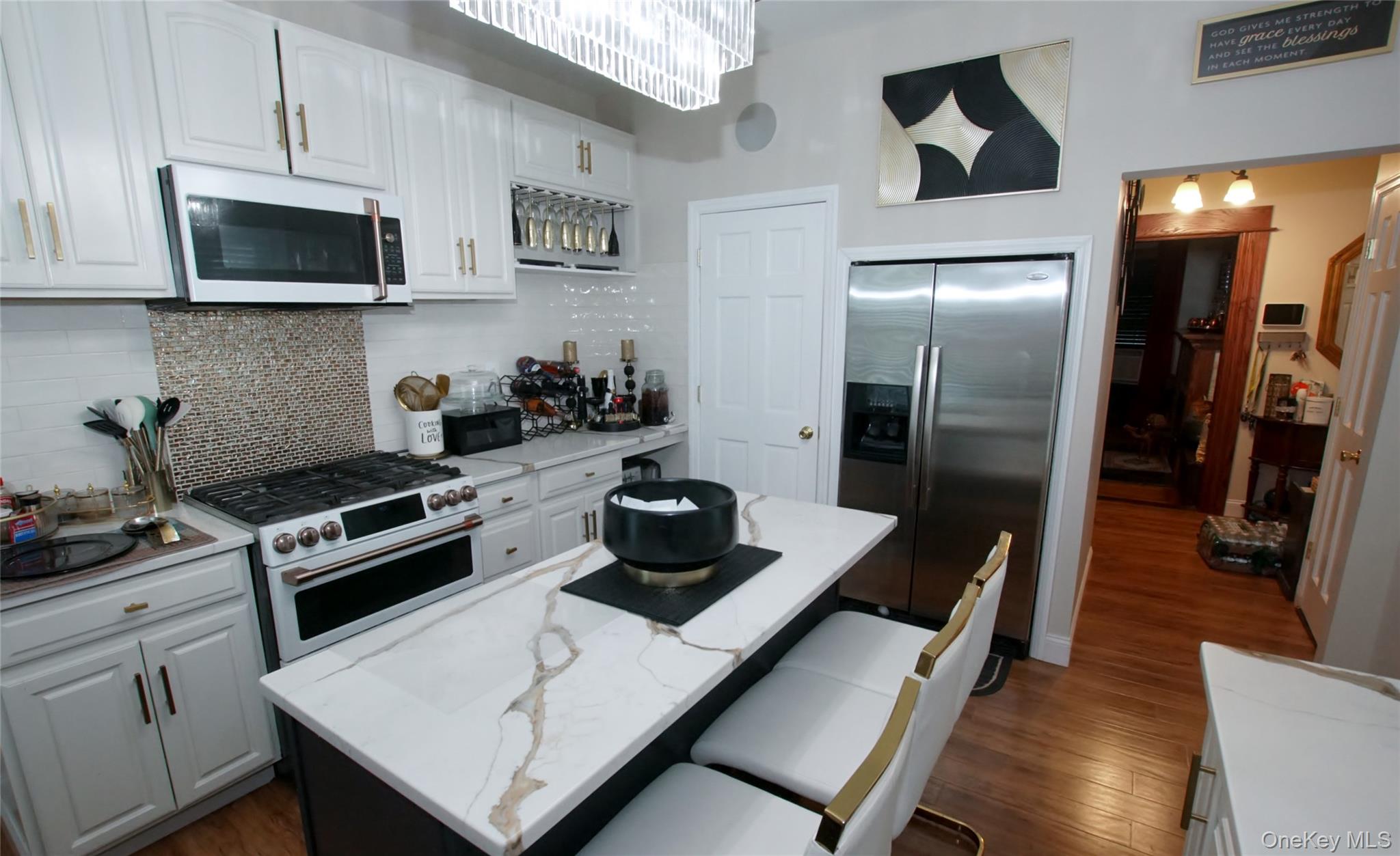 278 Long Beach Avenue — photo 6