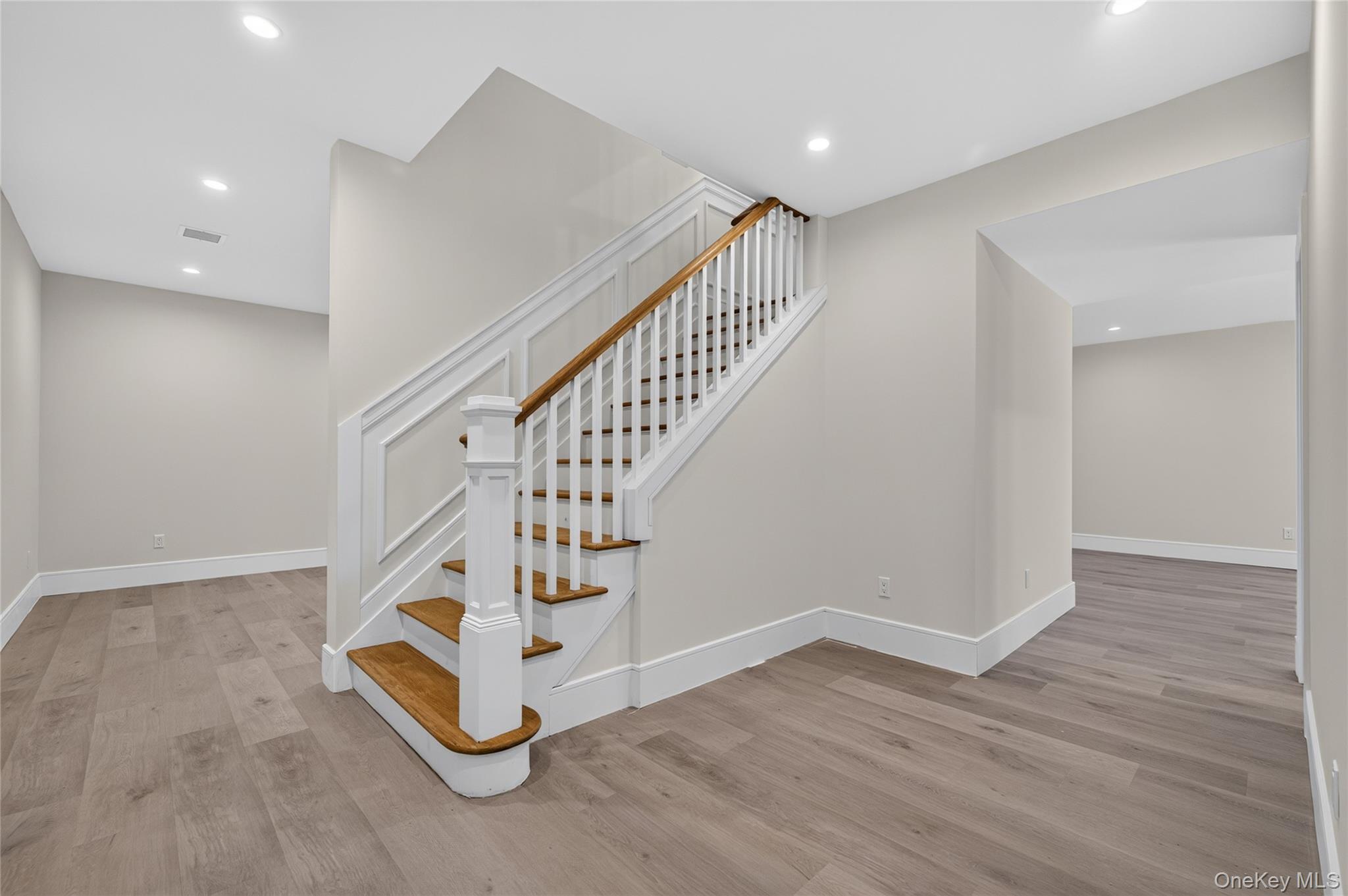 15 Glen Road — photo 42
