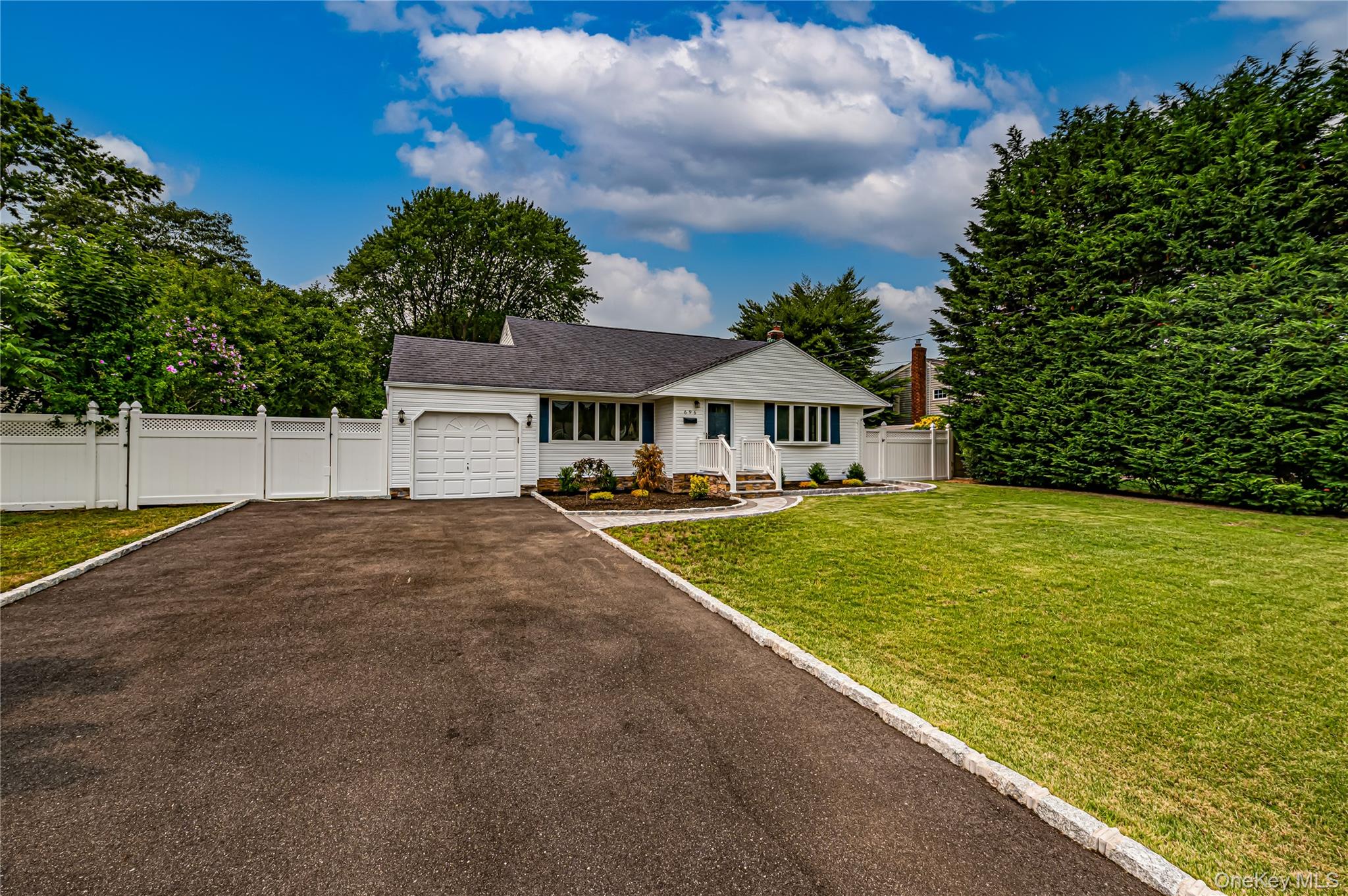 696 Peter Paul Drive — photo 3