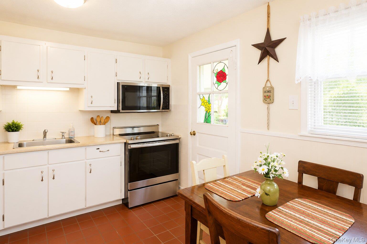 43 Plainedge Drive — photo 18