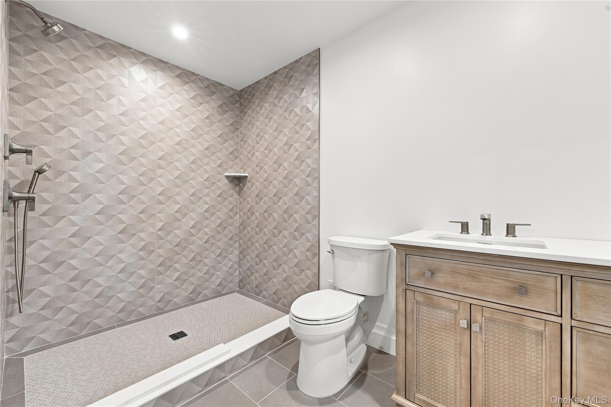 730 Remsens Lane — photo 35