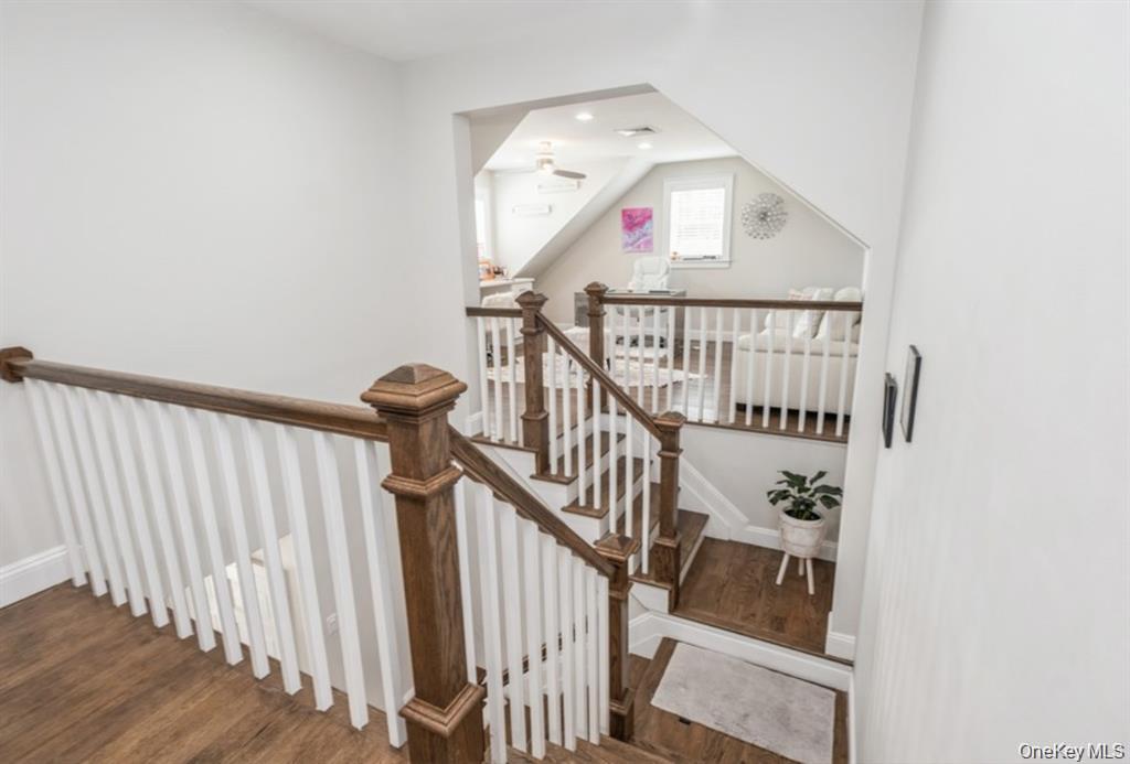 8 Hilltop Drive — photo 22
