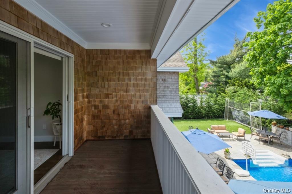 8 Hilltop Drive — photo 32